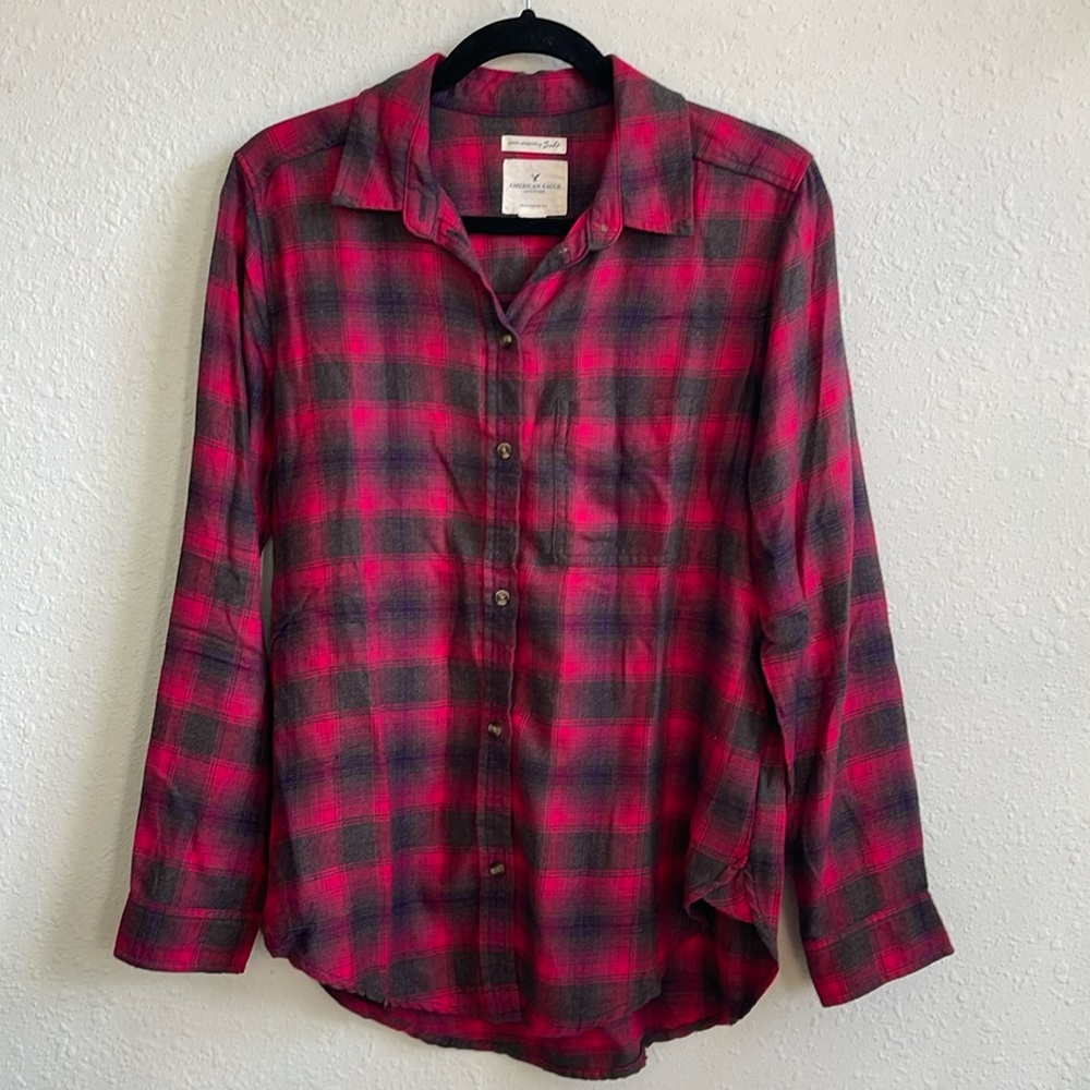 American Eagle Ahh-mazingly Soft Button Down Boyfriend Fit NWOT
